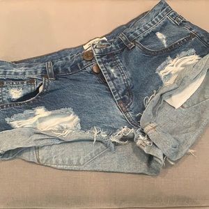 One Teaspoon Bandits Shorts - size 27